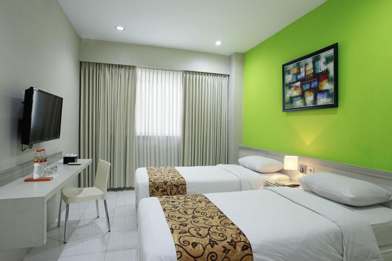 Rivisha Hotel Maguwo Luaran gambar