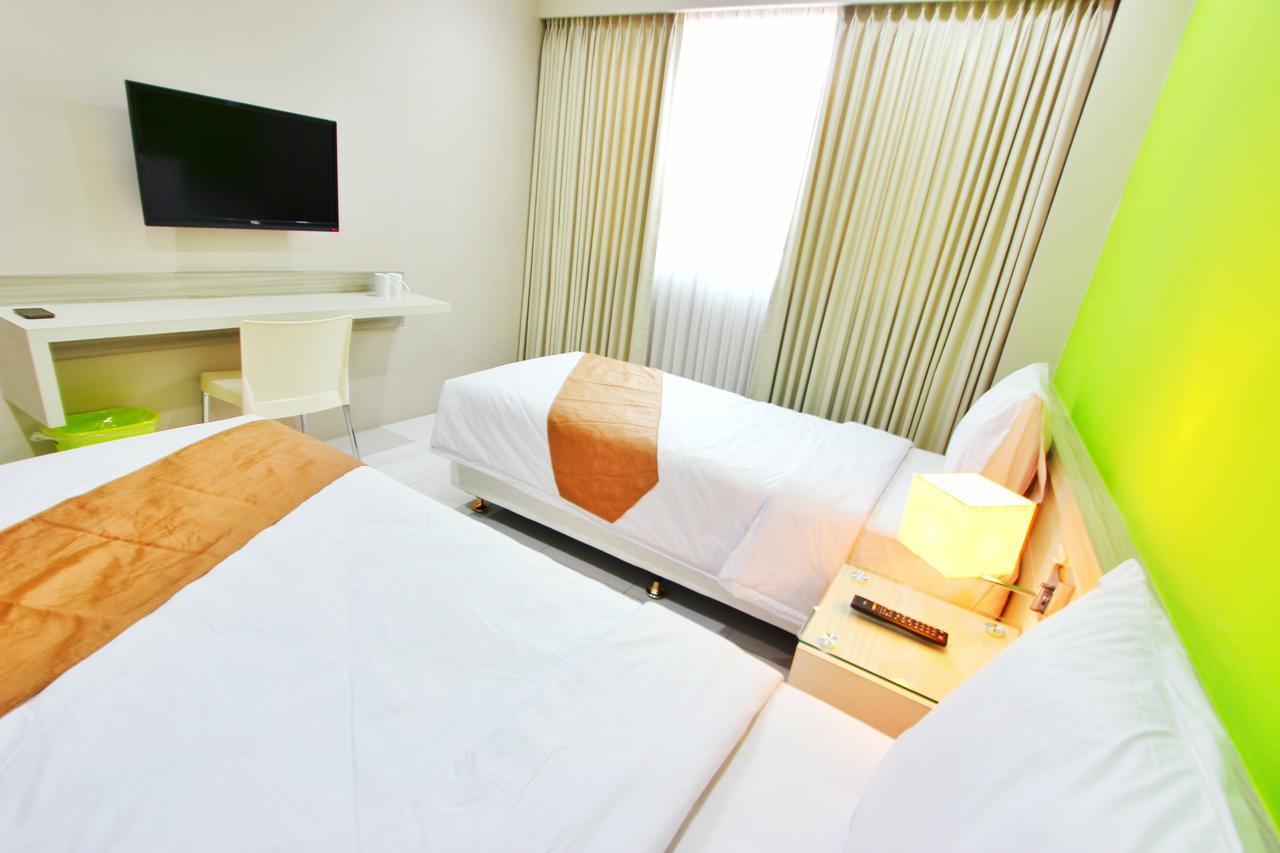 Rivisha Hotel Maguwo Luaran gambar