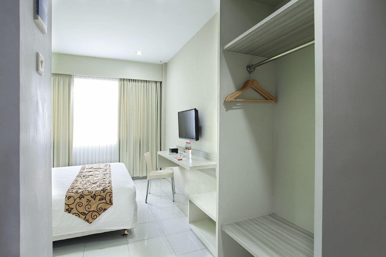Rivisha Hotel Maguwo Luaran gambar